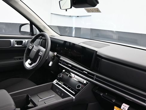New 2026 Hyundai Santa Fe SE FWD image 12