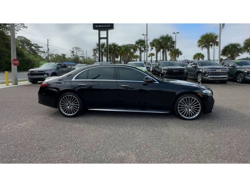 Used 2022 Mercedes-Benz S 500 4MATIC image 9