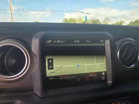 Used 2020 Jeep Wrangler Unlimited Rubicon AWD/4WD image 13