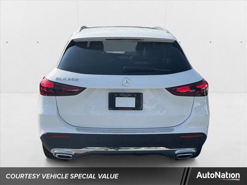 New 2026 Mercedes-Benz GLA 250 image 1