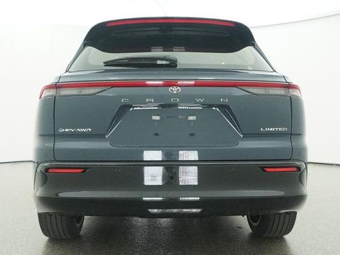 New 2026 Toyota Crown Signia Limited image 19