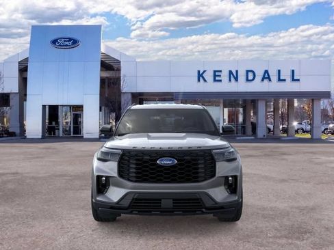 Used 2026 Ford Explorer ST-Line w/ ST-Line Street Pack AWD/4WD image 6