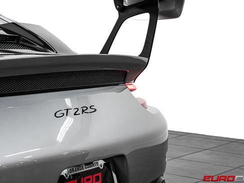 Used 2019 Porsche 911 GT2 RS RWD image 28