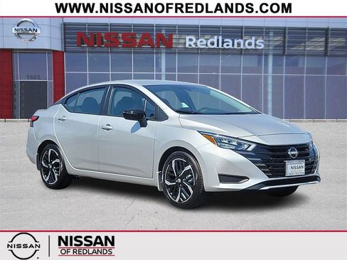 New 2025 Nissan Versa SR w/ Trunk Package image 1