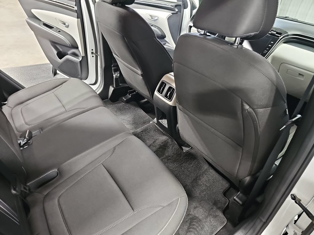 Certified 2024 Hyundai Tucson SEL AWD/4WD image 11