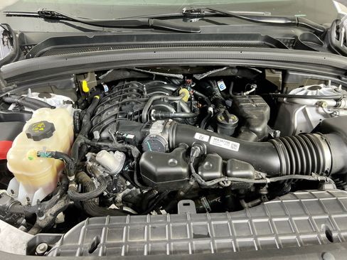 Used 2023 Jeep Grand Cherokee Laredo w/ Luxury Tech Group I image 29