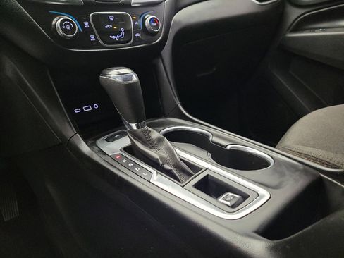 Used 2020 Chevrolet Equinox LT image 26