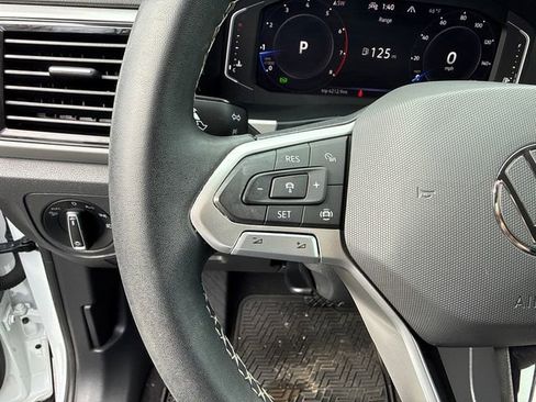 Used 2023 Volkswagen Atlas SE image 15