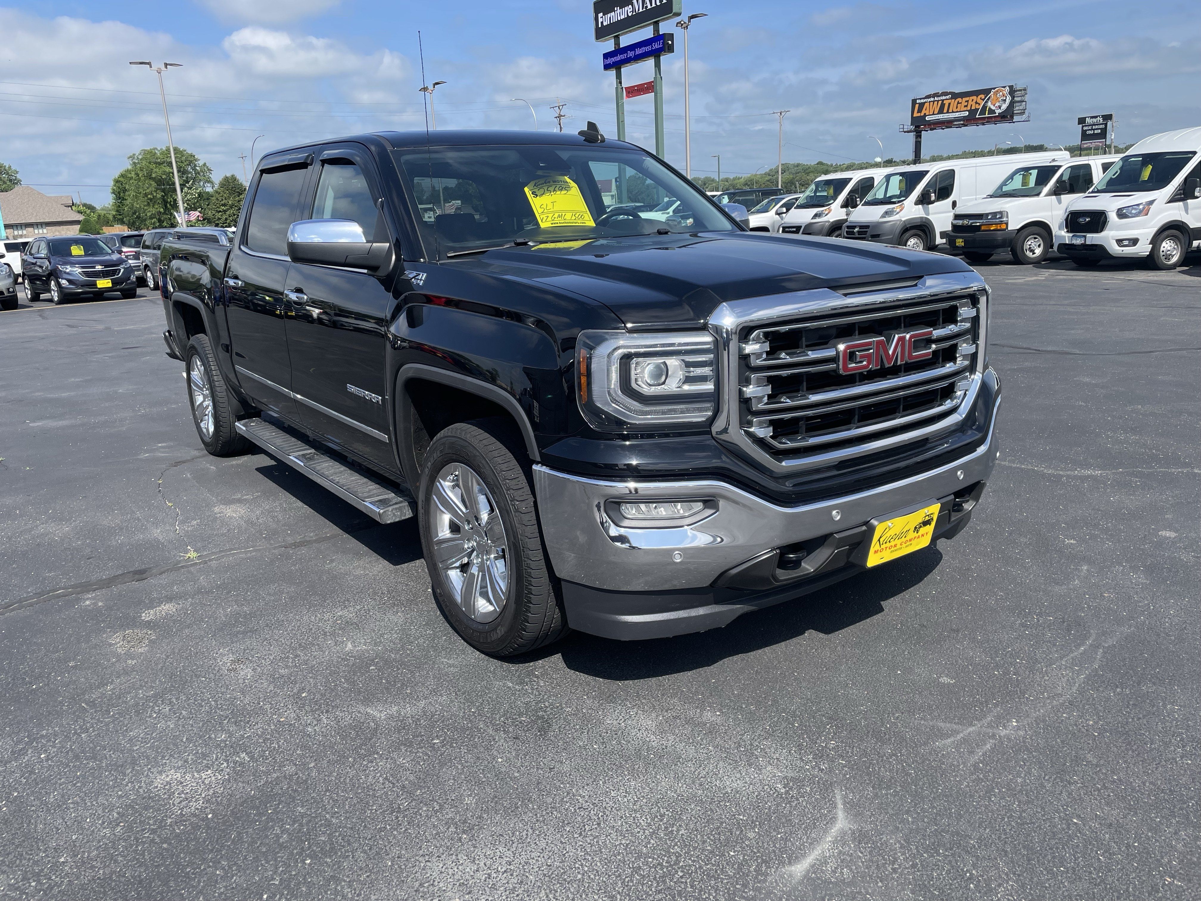 Used 2017 GMC Sierra 1500 SLT AWD/4WD image 2