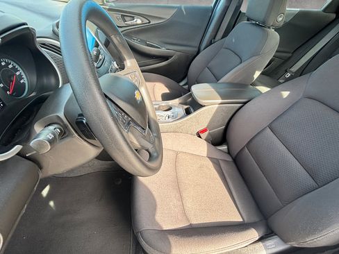 Used 2023 Chevrolet Malibu LT image 19