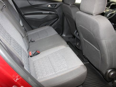 Used 2023 Chevrolet Equinox LT image 23
