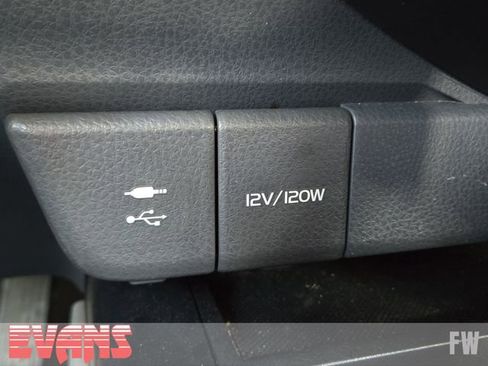 Used 2018 Toyota Camry LE image 8