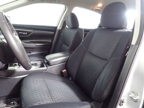Used 2018 Nissan Altima 2.5 SV image 23
