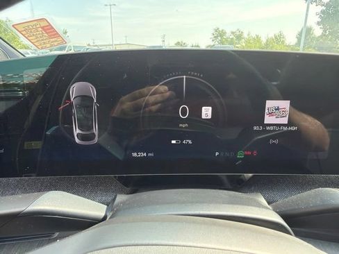 Used 2024 Lucid Air Touring AWD/4WD image 14