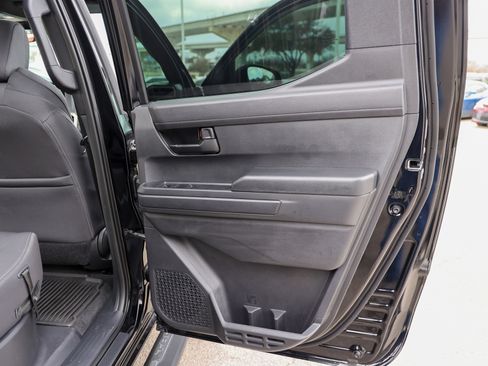 Certified 2025 Toyota Tacoma SR5 w/ SR5 Upgrade Package image 30