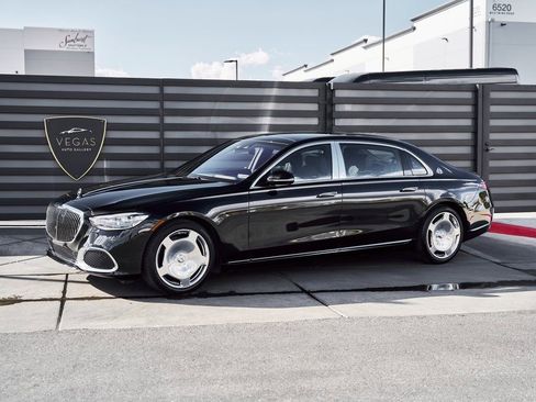 Used 2025 Mercedes-Benz Maybach S 580 4MATIC image 5