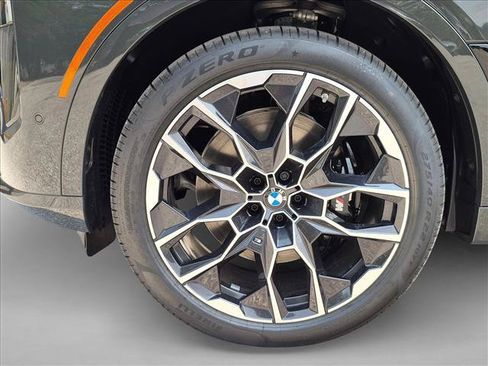 New 2027 BMW X7 xDrive40i w/ M Sport Package AWD/4WD image 9