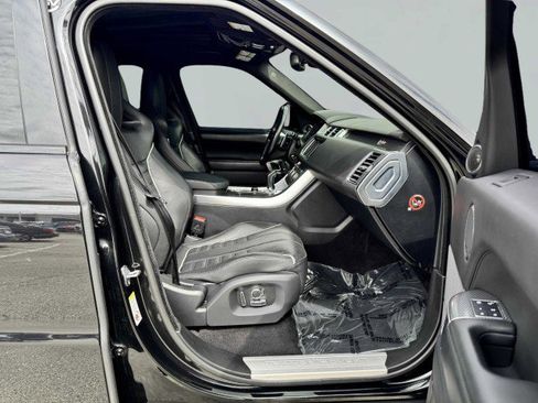 Used 2016 Land Rover Range Rover Sport SVR image 46