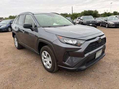 Used 2020 Toyota RAV4 LE AWD/4WD image 8