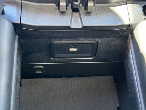 Used 2024 Mercedes-Benz E 350 4MATIC Sedan image 34