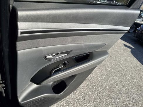 Used 2022 Hyundai Tucson Limited w/ Cargo Package image 19