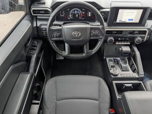 Certified 2025 Toyota Tacoma SR AWD/4WD image 12