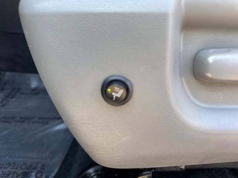 Used 2017 Toyota Sequoia SR5 image 19