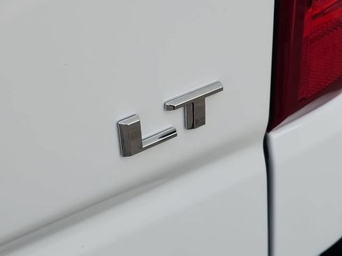Used 2023 Chevrolet Silverado 1500 LT RWD image 10