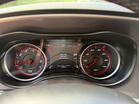 Used 2022 Dodge Charger SXT RWD image 28