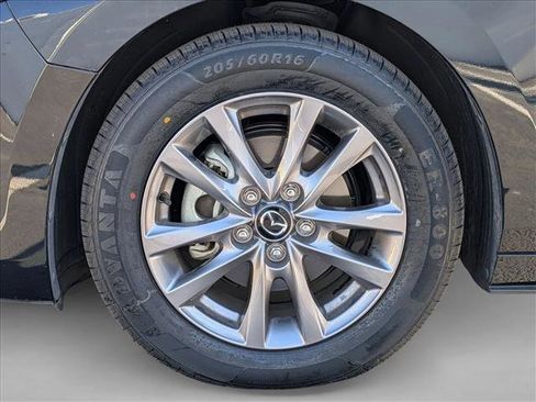 Used 2022 MAZDA MAZDA3 s FWD image 22