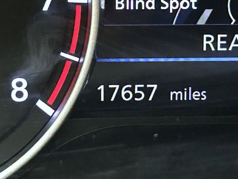 Used 2022 Nissan Sentra SR w/ Electronics Package image 11