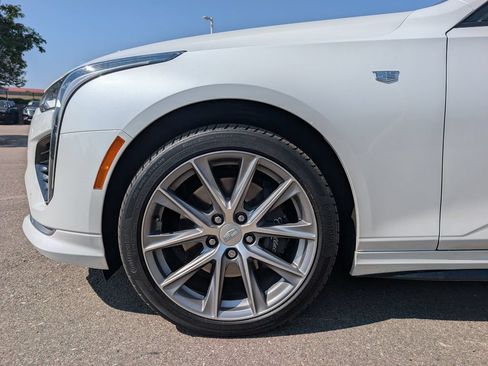Used 2020 Cadillac CT4 Sport AWD/4WD image 9