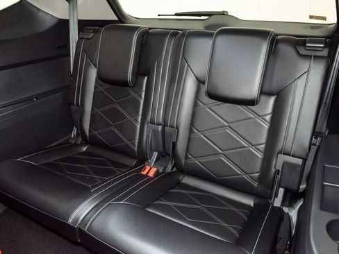Used 2024 Volkswagen Atlas SE FWD image 23