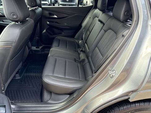 Used 2025 Buick Envista Avenir FWD image 25