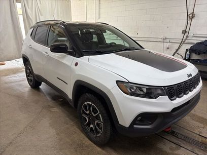 Used 2025 Jeep Compass Trailhawk