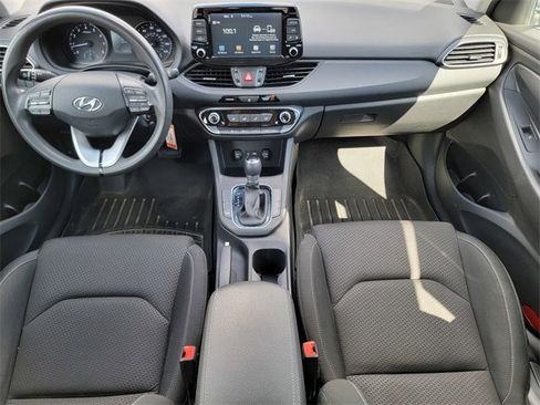 Used 2019 Hyundai Elantra GT image 26