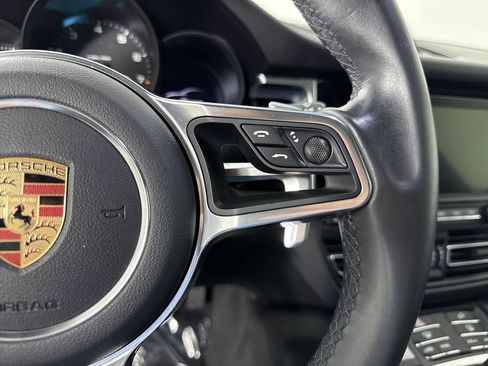 Certified 2020 Porsche Macan AWD/4WD image 38