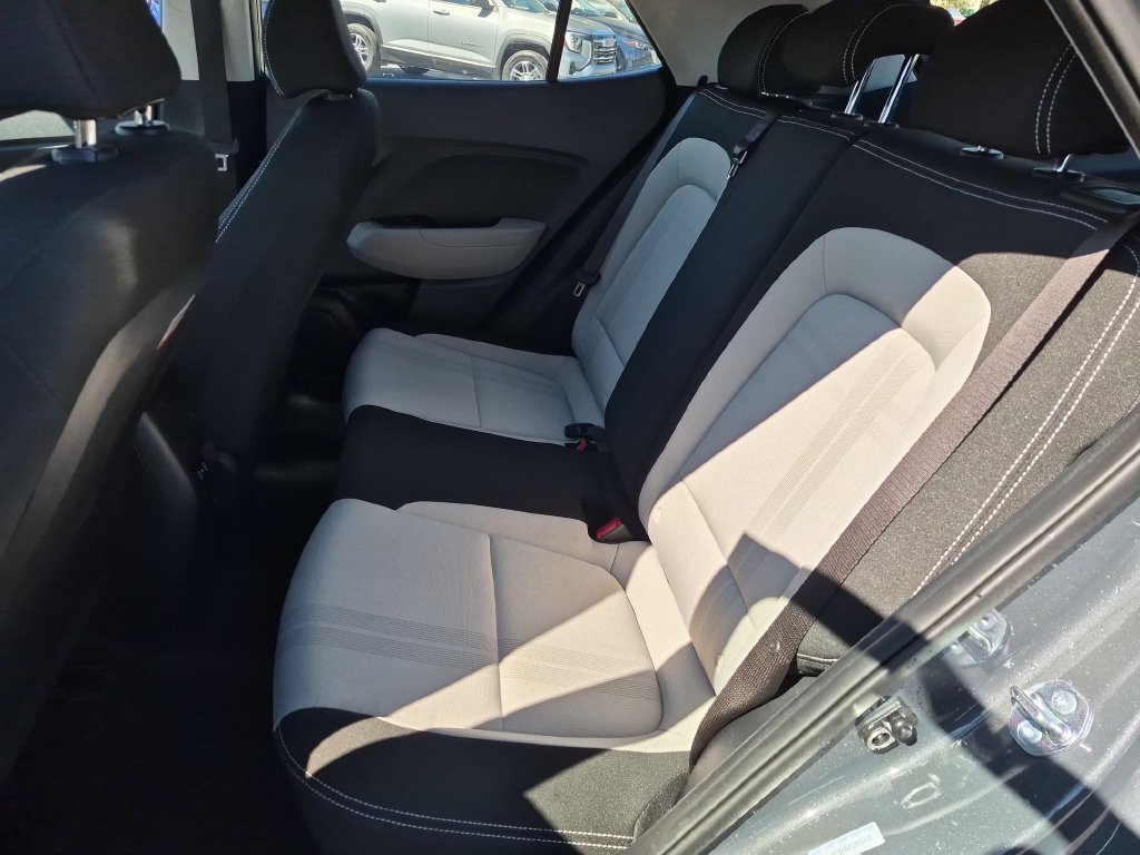 Used 2026 Hyundai Venue SEL FWD image 28