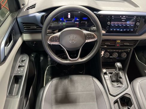 Certified 2023 Volkswagen Taos SE image 14