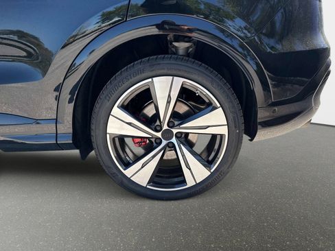 New 2026 Audi SQ5 Premium Plus image 10