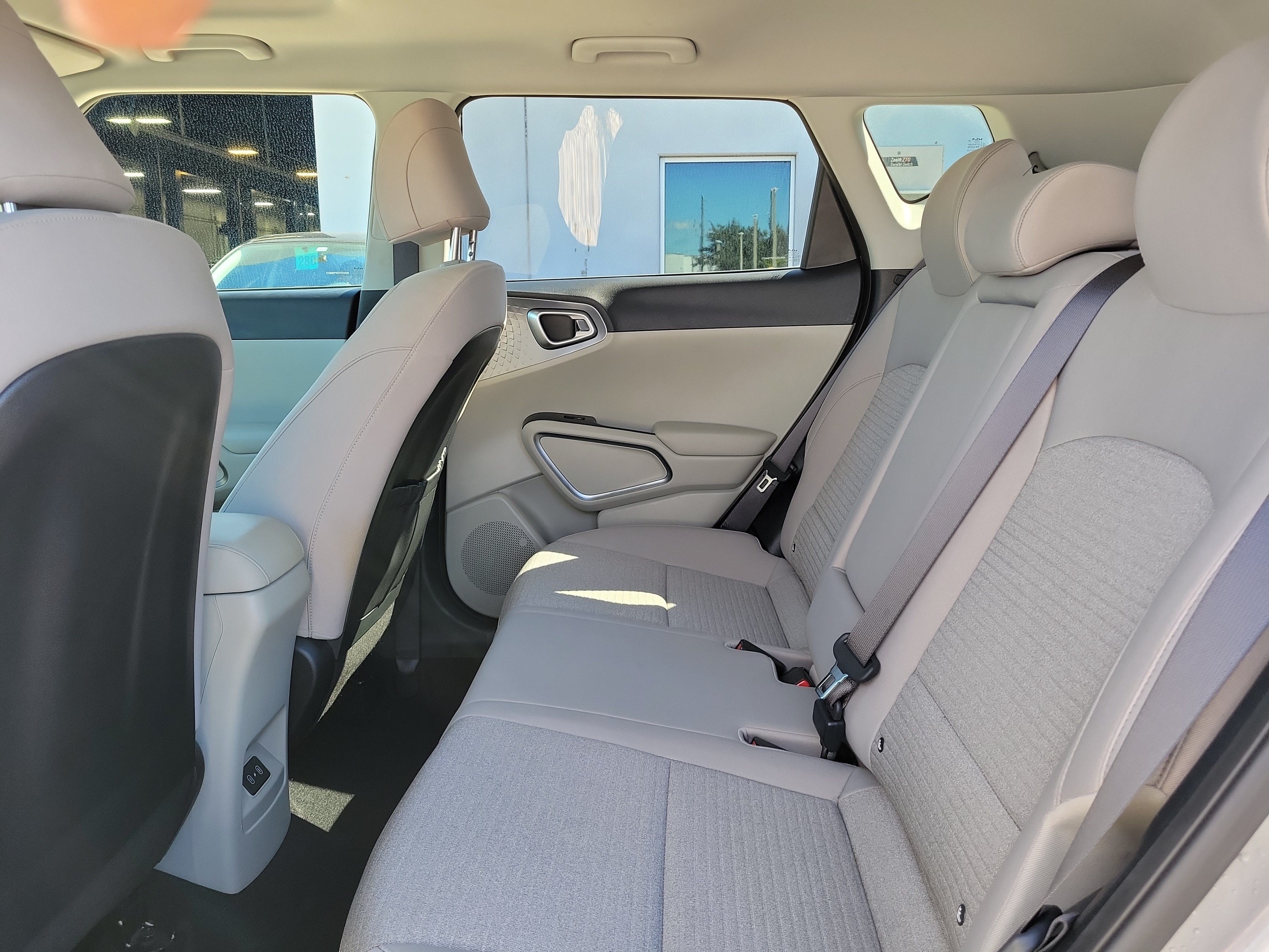 Used 2023 Kia Soul EX FWD image 18