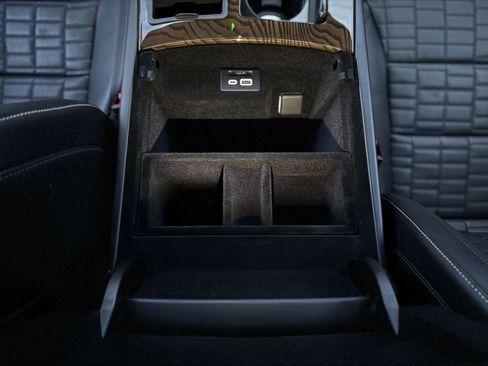 Certified 2024 Cadillac Escalade Sport Platinum w/ LPO, ONYX Package image 24