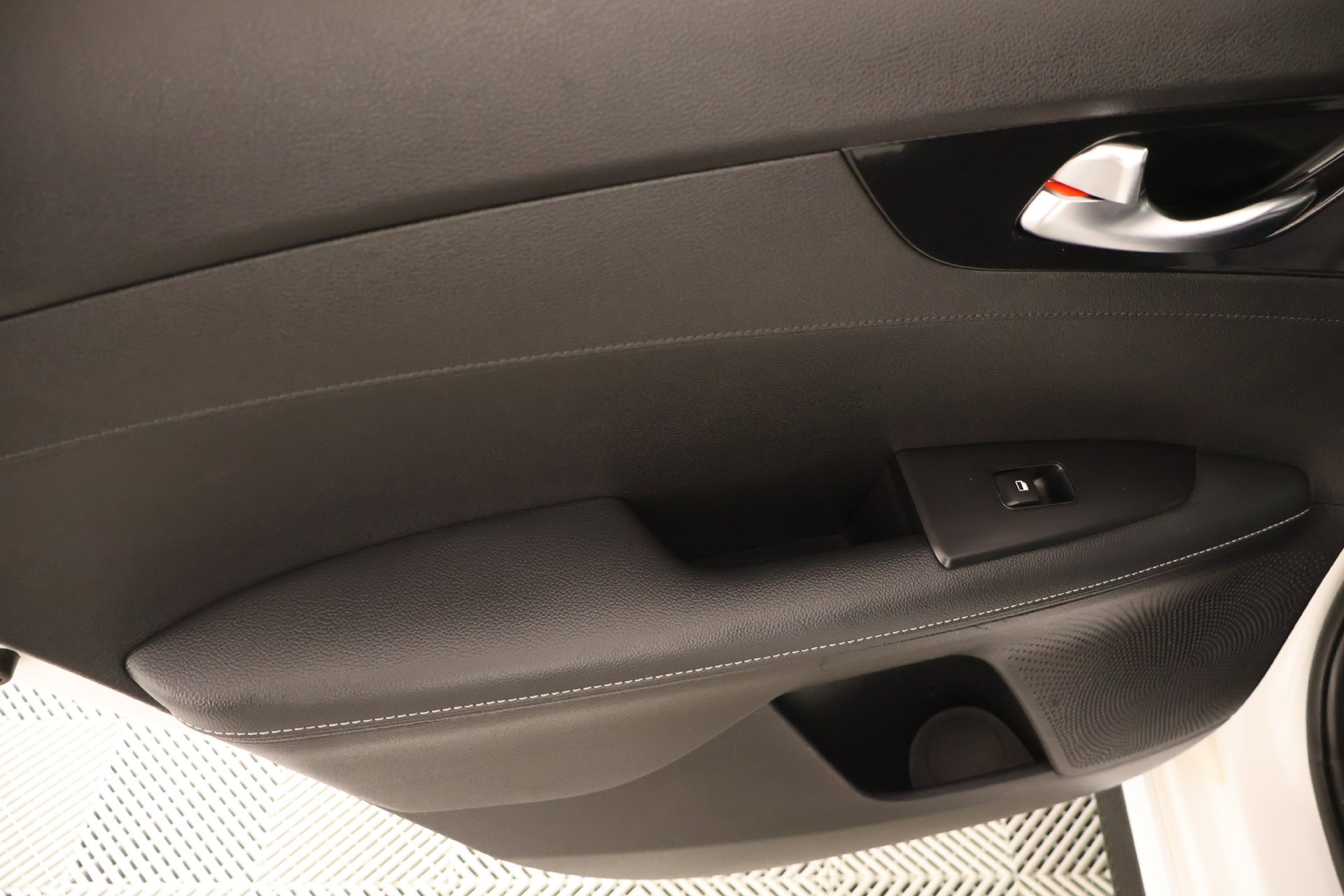 Used 2023 Kia Forte GT-Line w/ GT-Line Premium Package FWD image 17