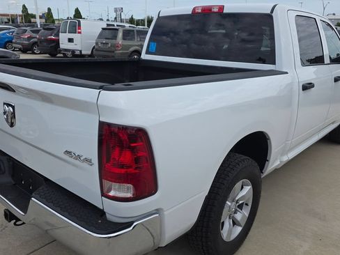 Used 2022 RAM 1500 Tradesman w/ Chrome Appearance Group AWD/4WD image 5