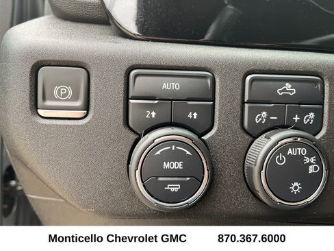 Used 2023 Chevrolet Silverado 1500 LT image 15