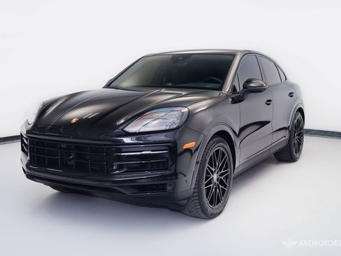 Used 2026 Porsche Cayenne Coupe w/ Premium Package Plus AWD/4WD image 2