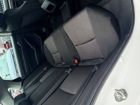 Used 2018 Honda Accord LX image 11