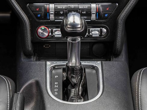 Used 2022 Ford Mustang GT Premium image 15