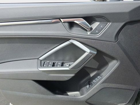 Certified 2025 Audi Q3 2.0T Premium w/ Convenience Package image 18