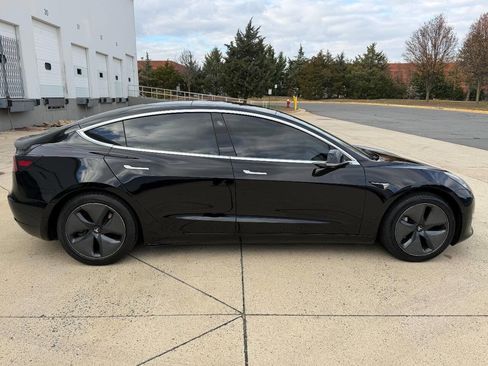 Used 2020 Tesla Model 3 image 2